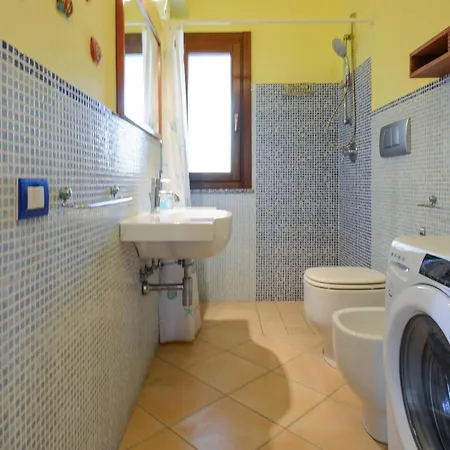 2 Bedroom Gorgeous In Vakantiehuis Costa Rei