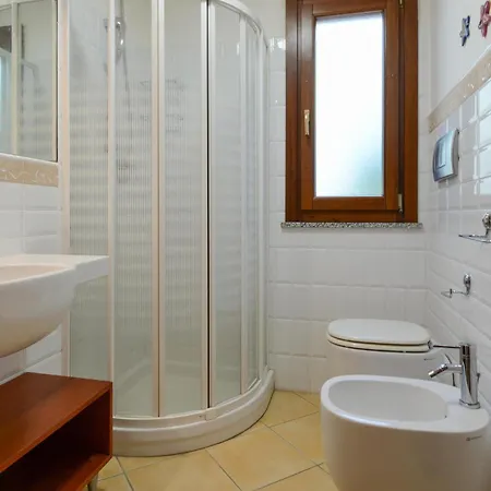 Vakantiehuis 2 Bedroom Gorgeous In